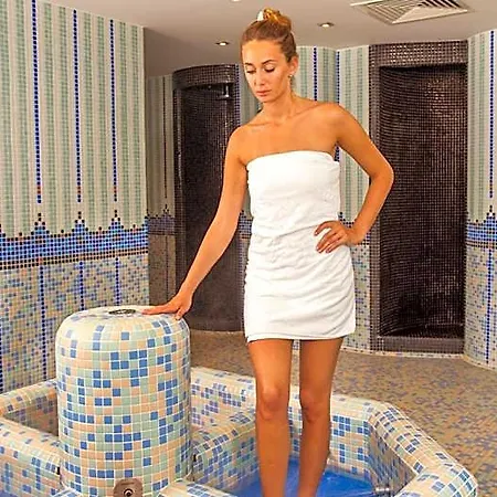 Astera & With Free Private Хотел