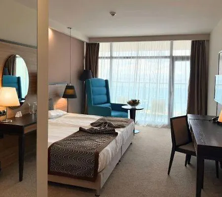 Astera & Spa Hotel 4*