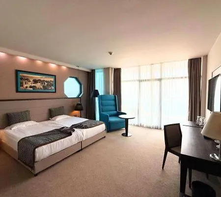 Astera & Spa 4* Golden Sands