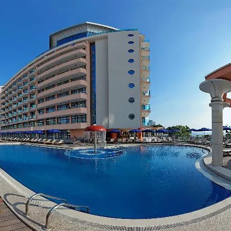 Хотел Astera & With Free Private 4*