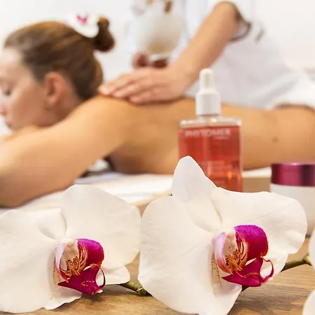 Astera & With Free Private Hotel