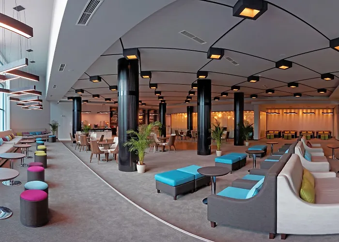 Astera & With Free Private Hotel