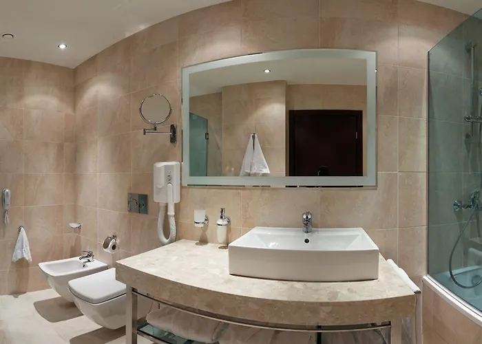 Astera & With Free Private Goldstrand