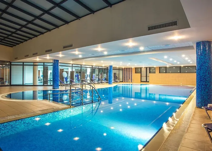 Astera & With Free Private