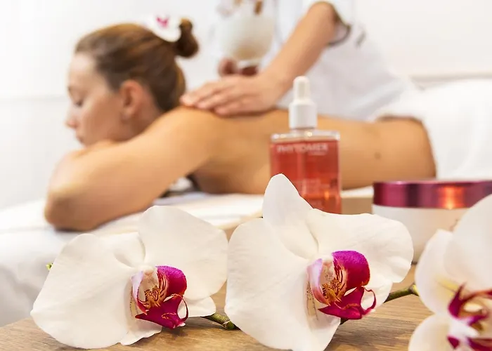 Astera & With Free Private Hotel